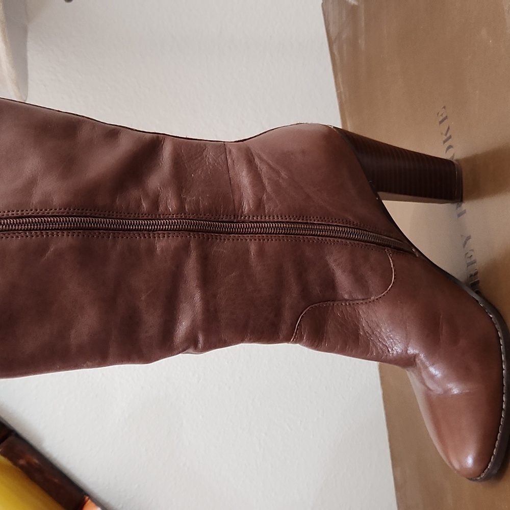 Cute, tall brown boots